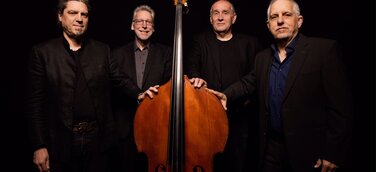 Matthias Deutschmann & Silver City Trio - „Freiburg leuchtet – Die 2G-Gala“